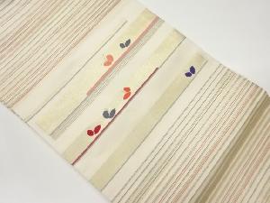 横段に蝶模様織出し名古屋帯